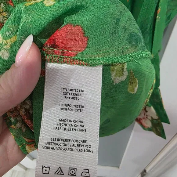 Kut From The Kloth Green Floral Button Up Blouse Women’s Large Sheer - Picture 5 of 6